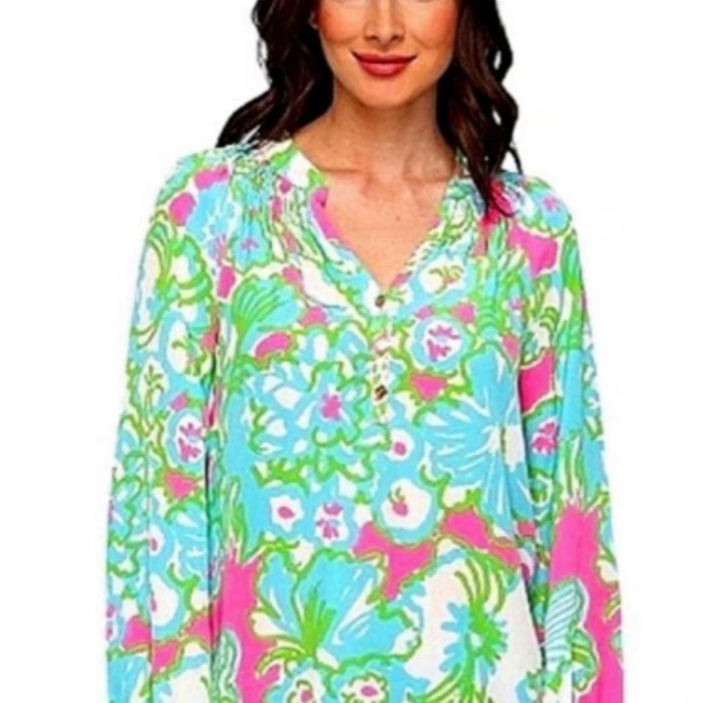 Lilly Pulitzer Elsa Silk in a Delicacy Floral Pink, Blue and Green Top size xs - Picture 13 of 14